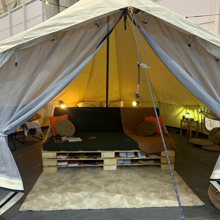 GLAMPING
